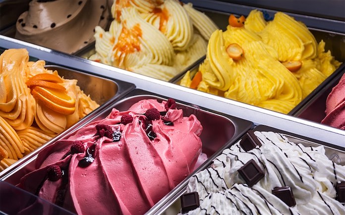 Kem gelato, một món tráng miệng xuất xứ từ Ý, đã thu hút và chiếm lĩnh tình cảm của vô số người trên toàn thế giới.